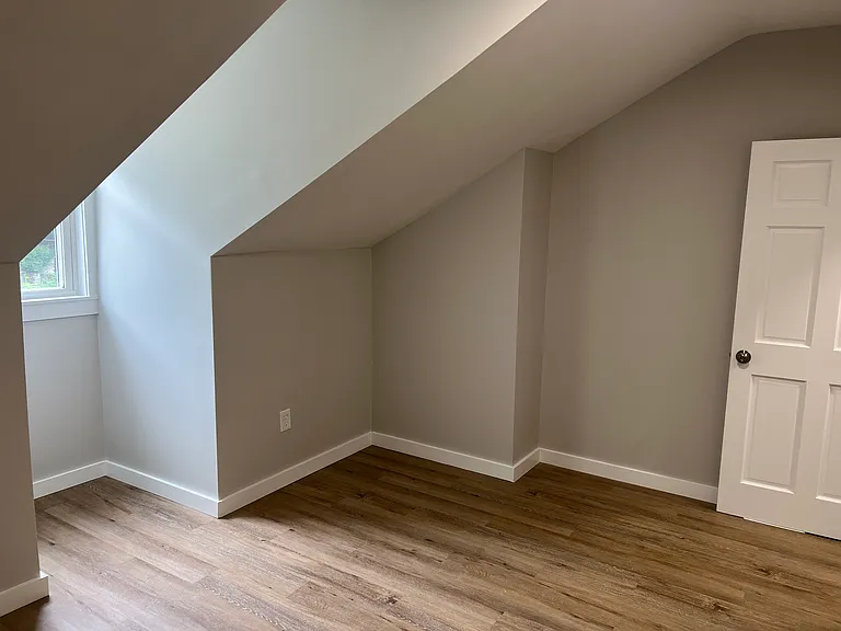 2468 N Charles St — Photo 12