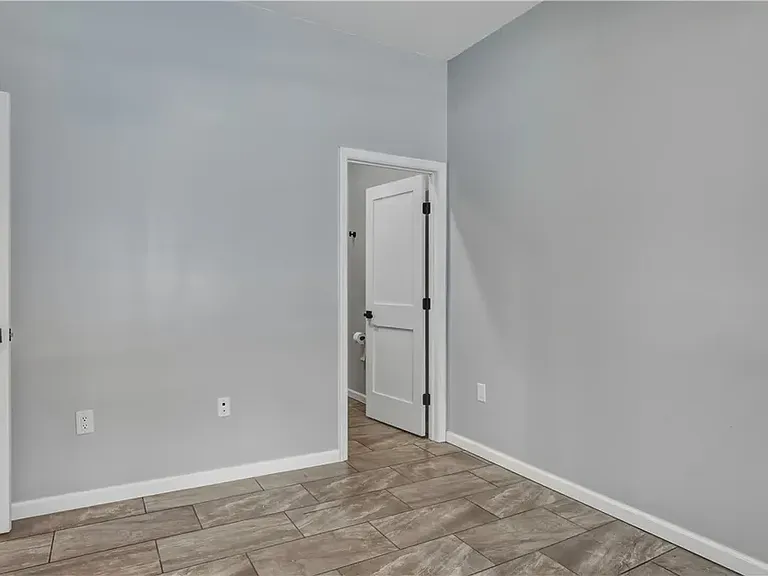 101 Vera Cir #101B — Photo 15