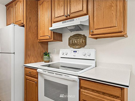 4th image of 4501 Grandview Dr W Unit T118