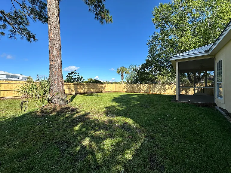 90 Albatross Ct — Photo 7
