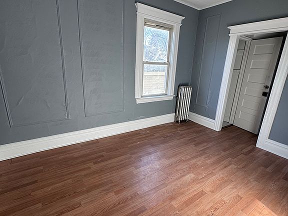 2nd image of 261 S 8th St Floor 3