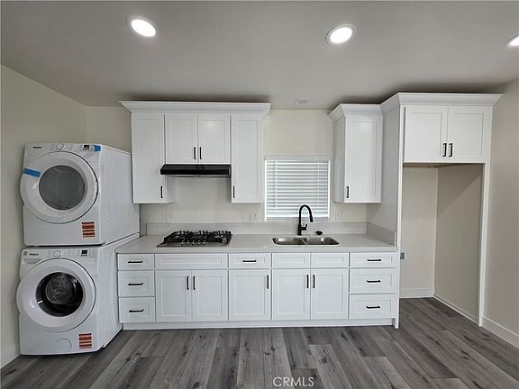 3rd image of 9531 Mallard Ave