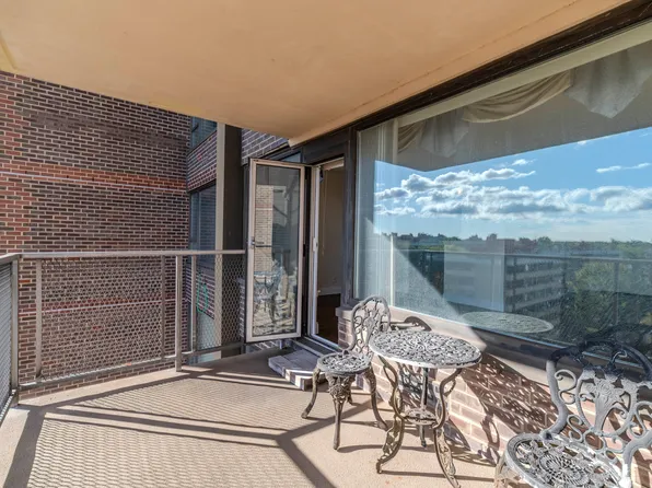 166-25 Powells Cove Boulevard image 27 of 33