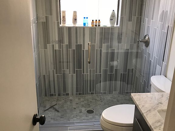 3rd image of 135 Seaside Dr