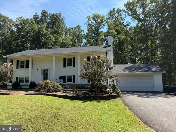 10705 Parkgate Dr, Nokesville, VA 20181