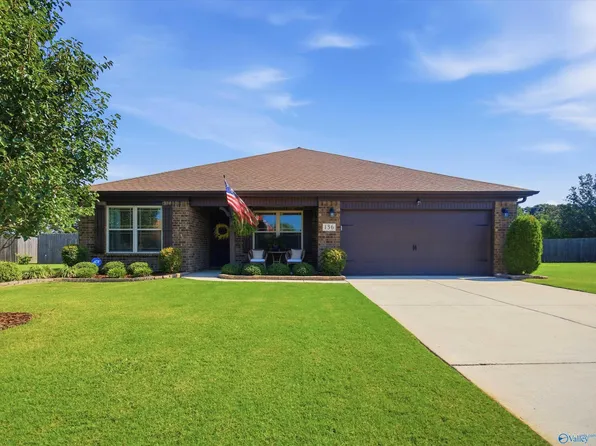 136 Chestnut Cv, Owens X Rds, AL 35763