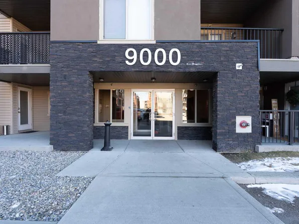 403 Mackenzie Way SW #9407, Airdrie, AB T4B 3V7