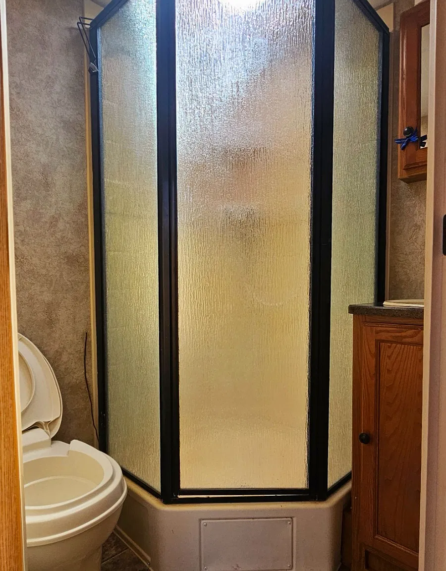 Studio, 300 sqft, $950 — Photo 4