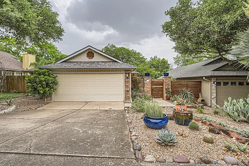 5306 Summer Cir Photo 1