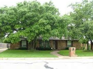 7416 Wind Chime Dr, Fort Worth, TX 76133