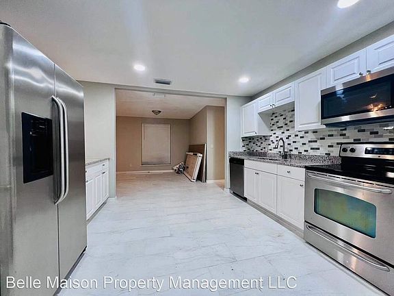 4th image of 8108 N 17th St