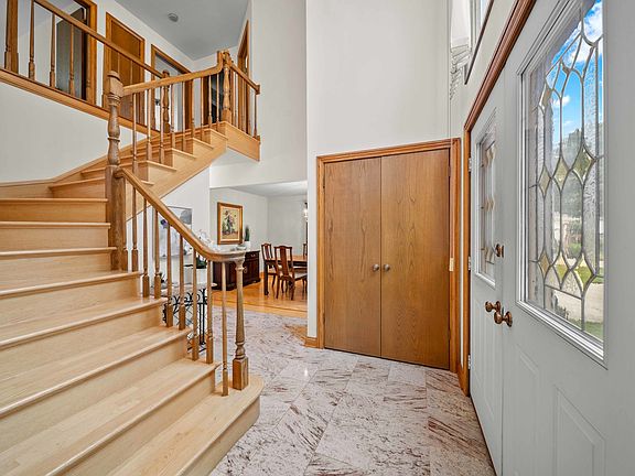 2nd image of 2334 Phillips Dr