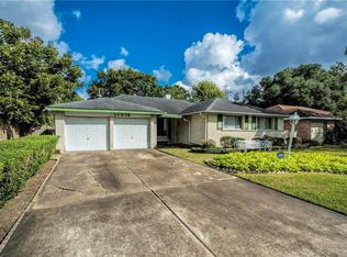 11018 Sharpview Dr, Houston, TX 77072