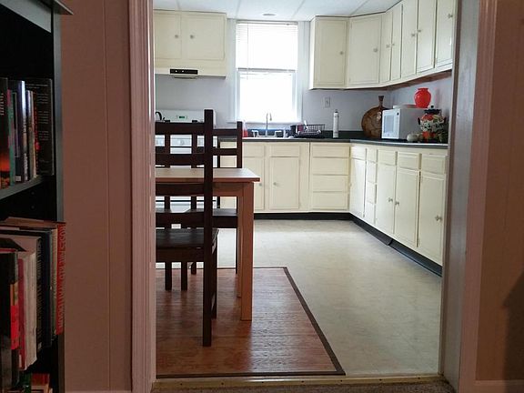 5th image of 332 Morris Blvd