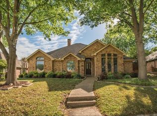 4925 Saint James Ct, Mesquite, TX 75150