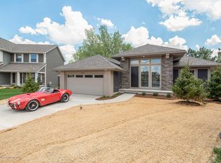 16976 Willowbrook Dr, Haslett, MI