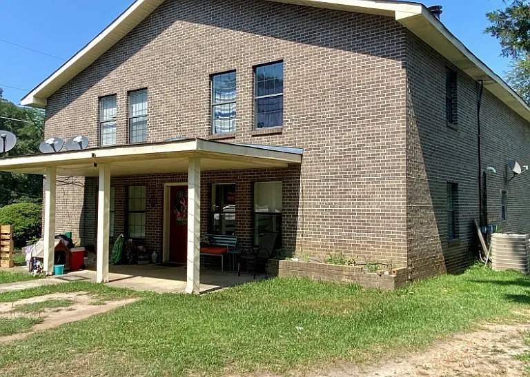 28 Walnut Ln #A — Photo 1