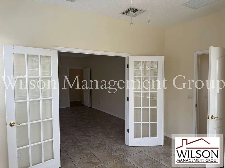 6873 Northwich Dr — Photo 24