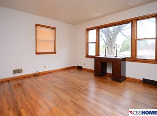 3835 Monroe St, Omaha, NE 68107