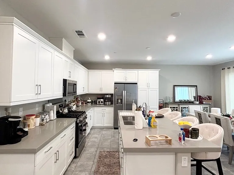 10110 Hercules Way — Photo 3