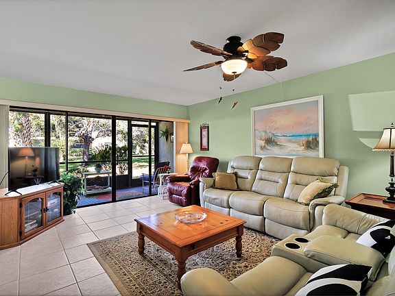2nd image of 400 18th Street #D3