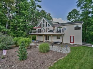 64 Lakeside Rd, White Haven, PA 18661