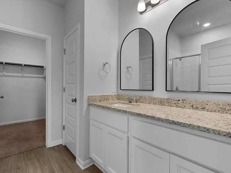 10613 Ridan Way — Photo 16