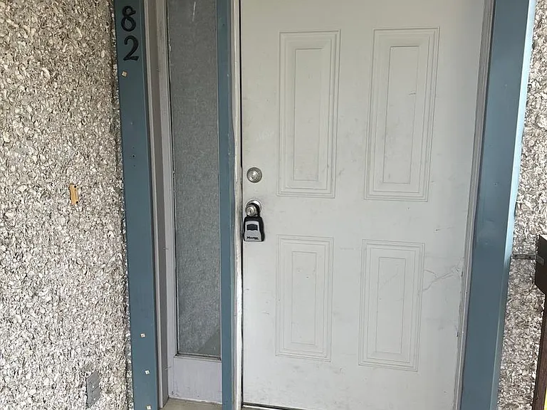 910 Brett Dr #82 — Photo 1