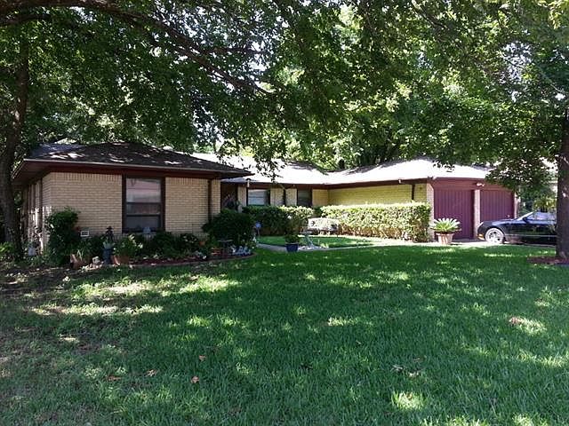 1st image of 1304 Ross Dr