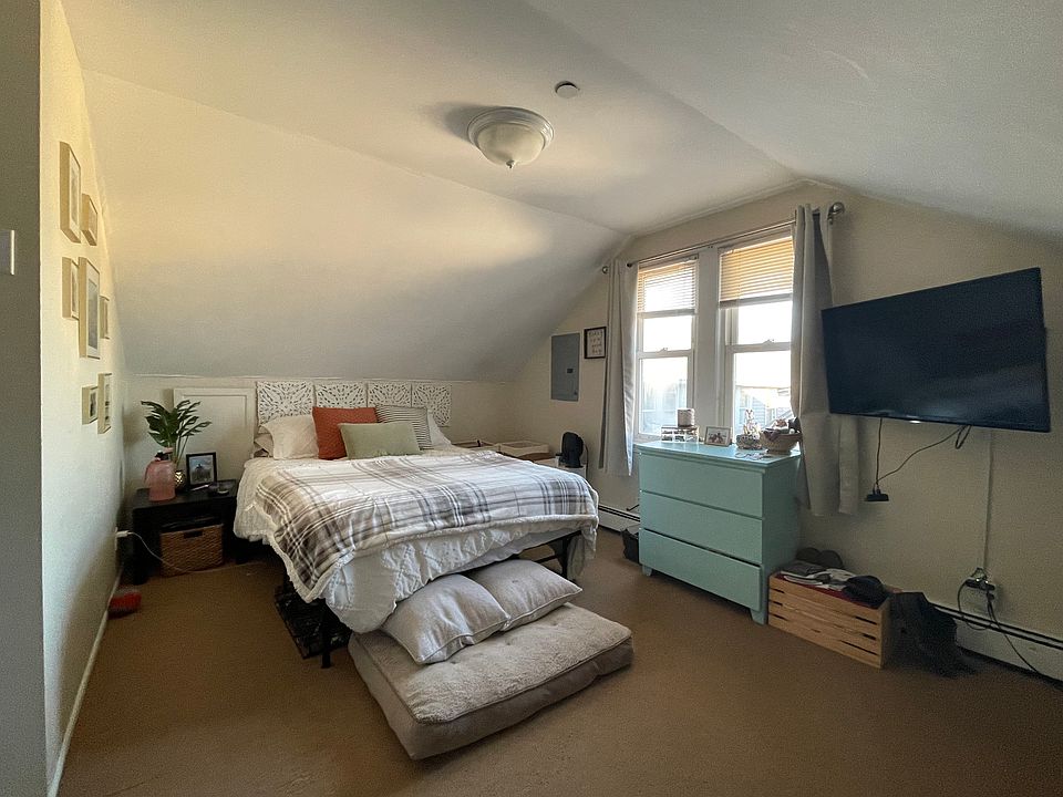 60 Florida St Long Beach NY Zillow