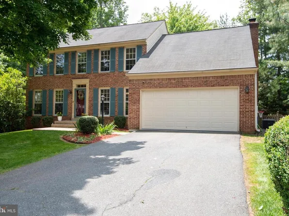 17 Larkwood Ct, Stafford, VA 22554