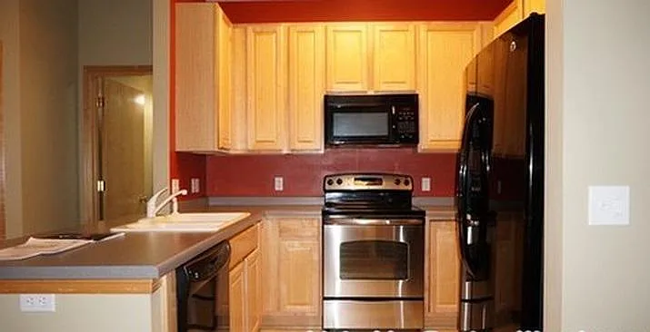 17740 Hackberry Ct — Photo 3