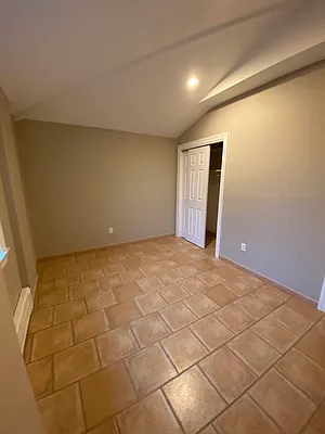Rented by J L Royal Oak Realty Inc | media 12