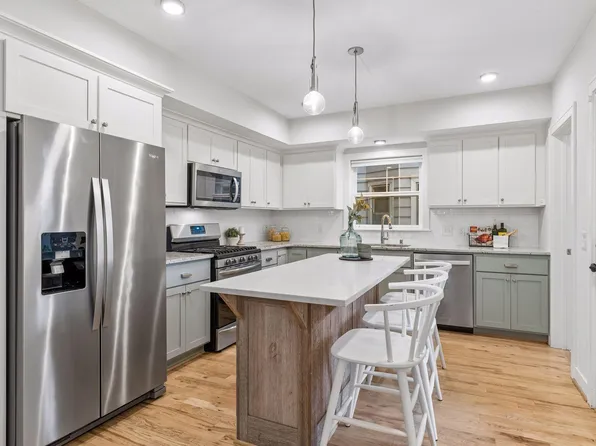 1407 Monroe St NE, Minneapolis, MN 55413