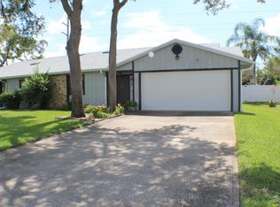 4 Woodlands Cir, Ormond Beach, FL 32174