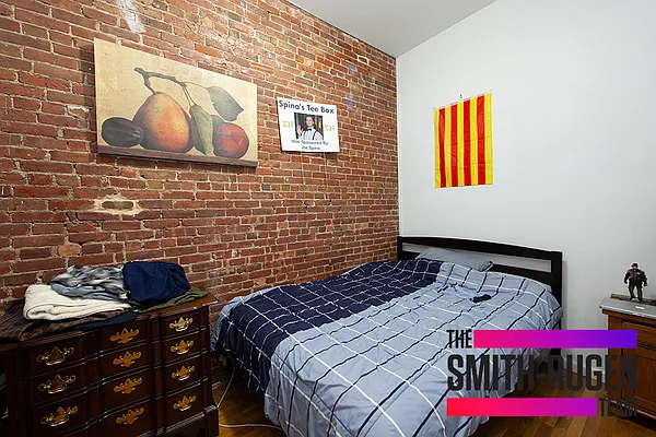 Rented by R New York | media 8