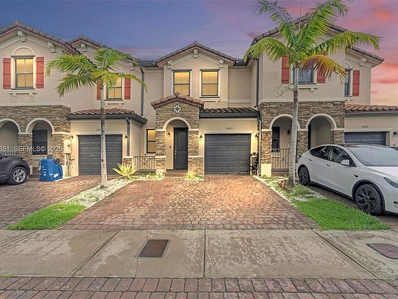 3rd image of 11413 SW 253rd St
