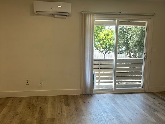 2nd image of 2933 Eastern Ave APT 12