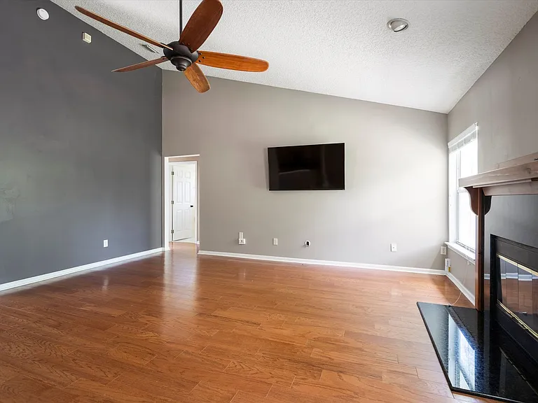 193 Ivy Lakes Dr — Photo 9