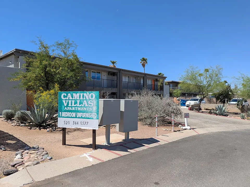 30 E Camino Villas
