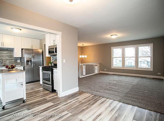 2nd image of 1931 Aspen Ln