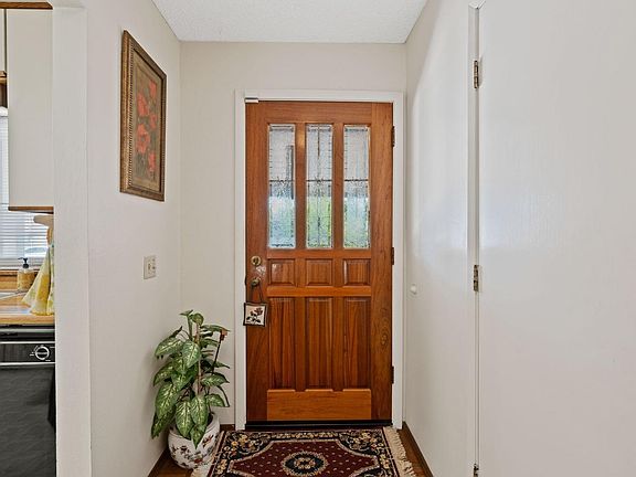 3rd image of 1492 Despina Drive