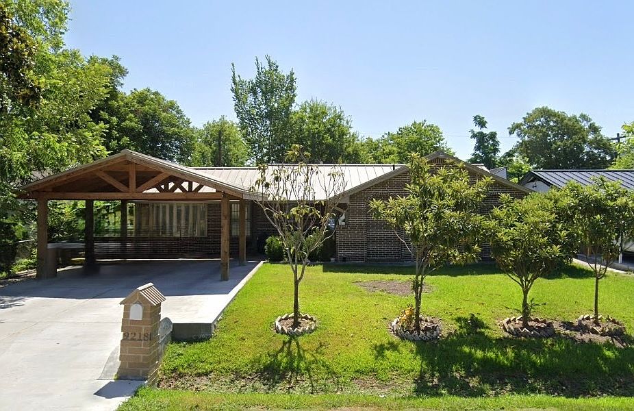 1st image of 9218 Colendale Dr #9218