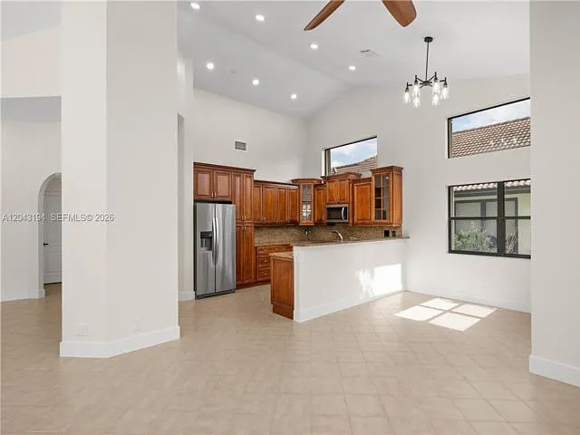 1087 Deerwood Ln — Photo 13