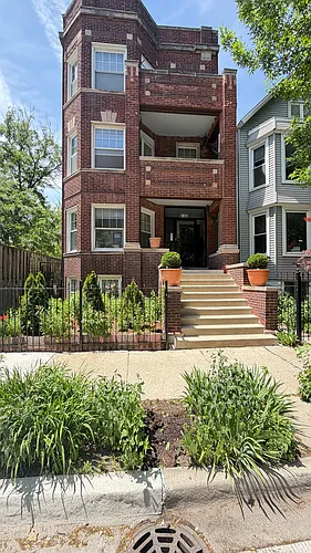 4106 N Damen Ave #1 Photo 1 4106 N Damen Ave #1 Photo 1
