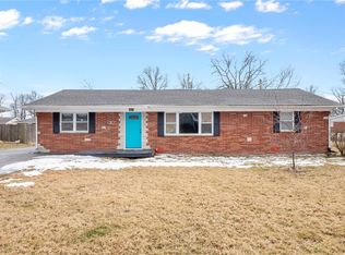 206 Linda Dr, Fairview Heights, IL 62208