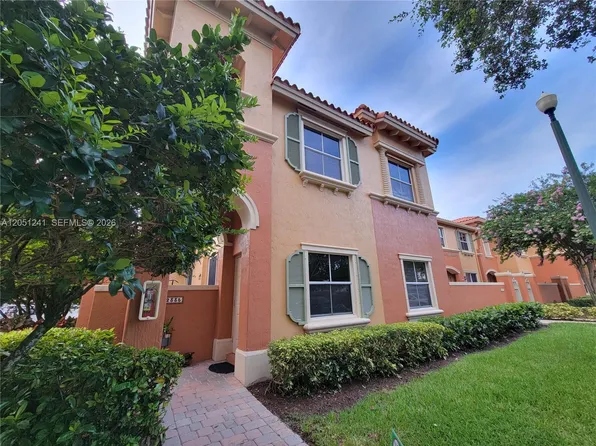 2335 Mariner Ct #2806, Fort Lauderdale, FL 33312