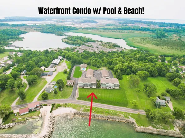 812 E Main St #2D, Lakeside Marblehead, OH 43440