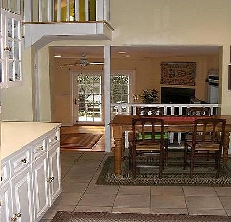 BR/bath off kitchen
