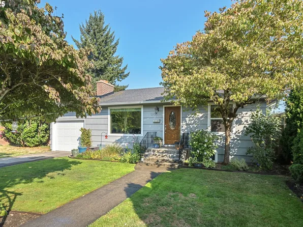 1210 9th Ave, Longview, WA 98632